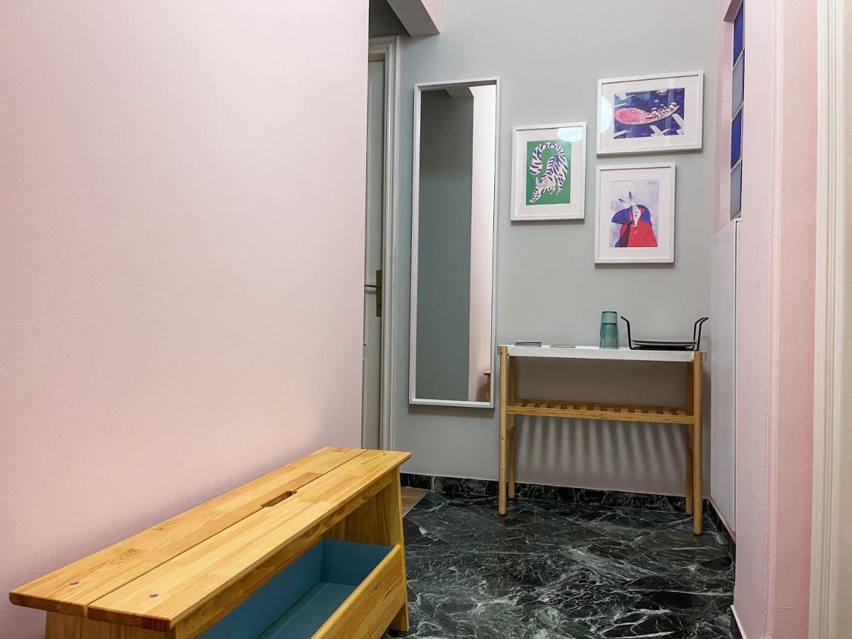 Peaceful And Central Room With Balcony Next To Hilton Atenas Exterior foto